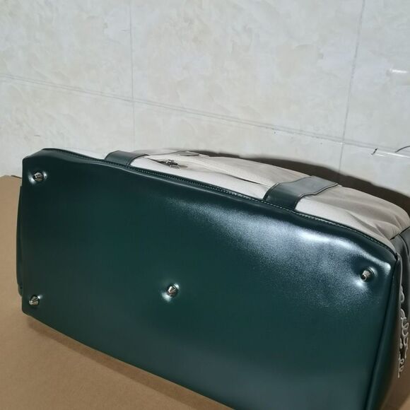 Malbon Golf Green White Travel Duffle Bag Weekender Carry Pre-owned - Picture 3 of 4